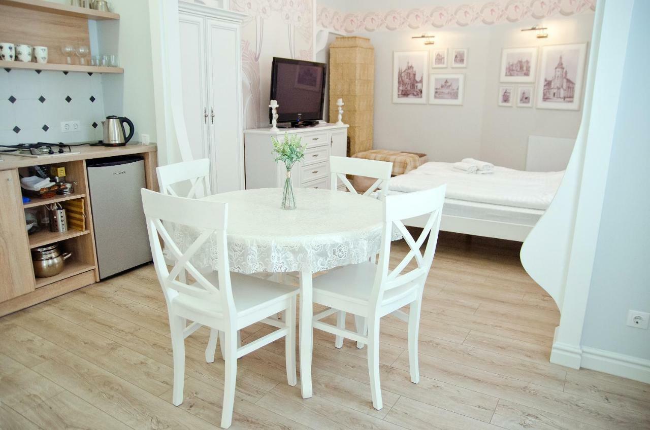 Deluxe Appartment In The City Center 리비프 외부 사진