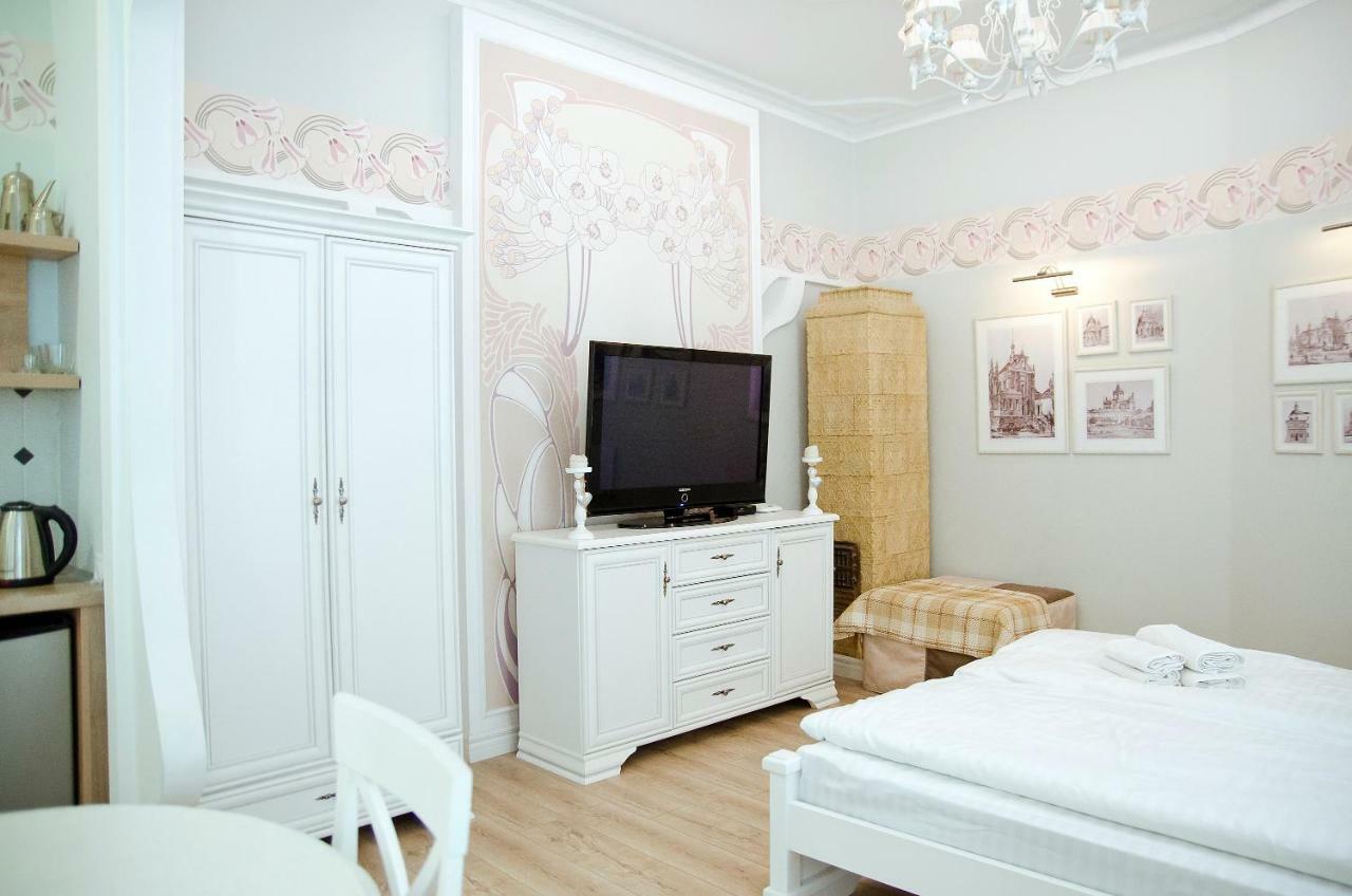 Deluxe Appartment In The City Center 리비프 외부 사진